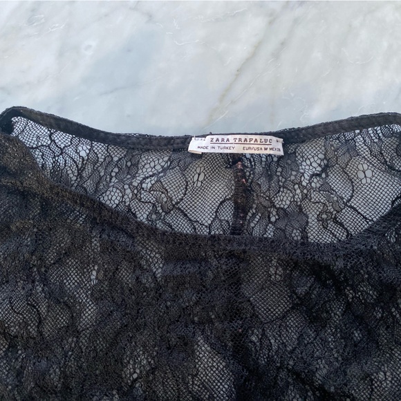 Zara Blouse - Picture 2 of 2